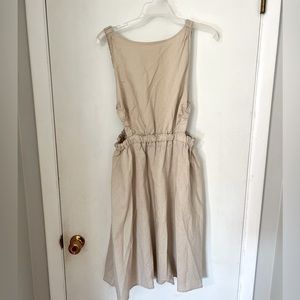 Petal and Pup. Backless dress.